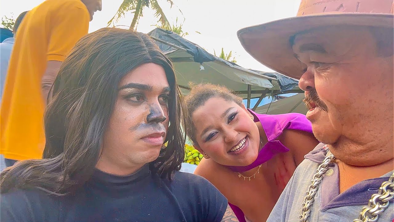 PILILIU ARRUMOU UMA NAMORADA DIFERENTE NA FEIRA PÚBLICA | PILILIU DA RESENHA SHORTS