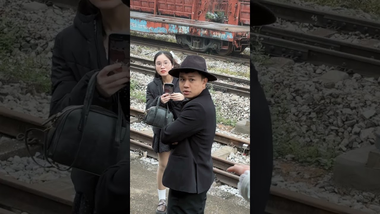 Rescue the girl on the abandoned train #help #silenthee #reallifehero #lifelessons