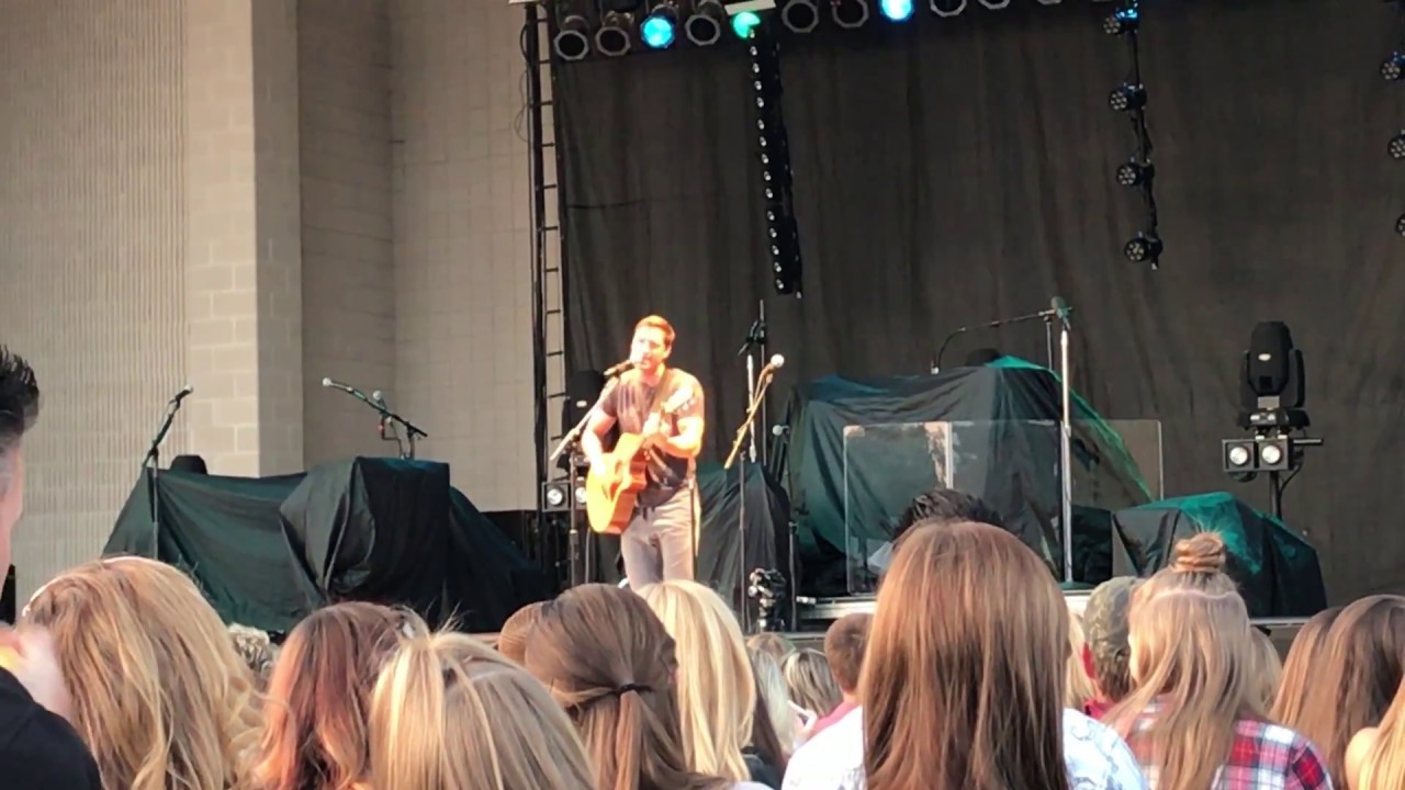 Walker Hayes Halloween Centennial Terrace (August 25, 2017) YouTube