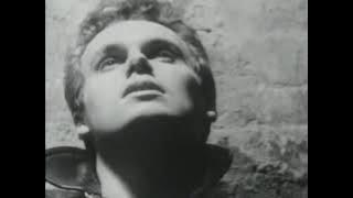 Andy Warhol, Blow Job (1964): 27 minutes of film in 2 minutes