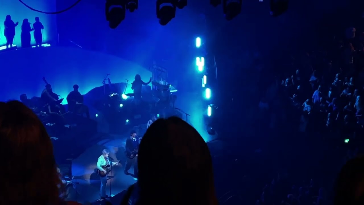 Outer Space - 5SOS - ONO - Royal Albert Hall, London 22/9/22