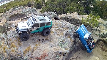 Axial Scx10 III vs Scx10 II trail run comparison!!