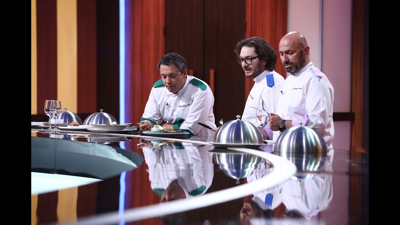 Chefii au jurizat preparatele concurenţilor de la duel! Au primit friptură sau au primit altceva?