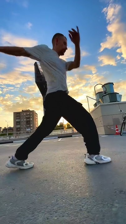 Jumpstyle basic step tutorial - How to dance #jumpstyle #tutorial # ...