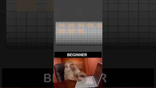 Beginner vs Pro in Blender — Can you spot the difference? 👀⚙️ #shorts