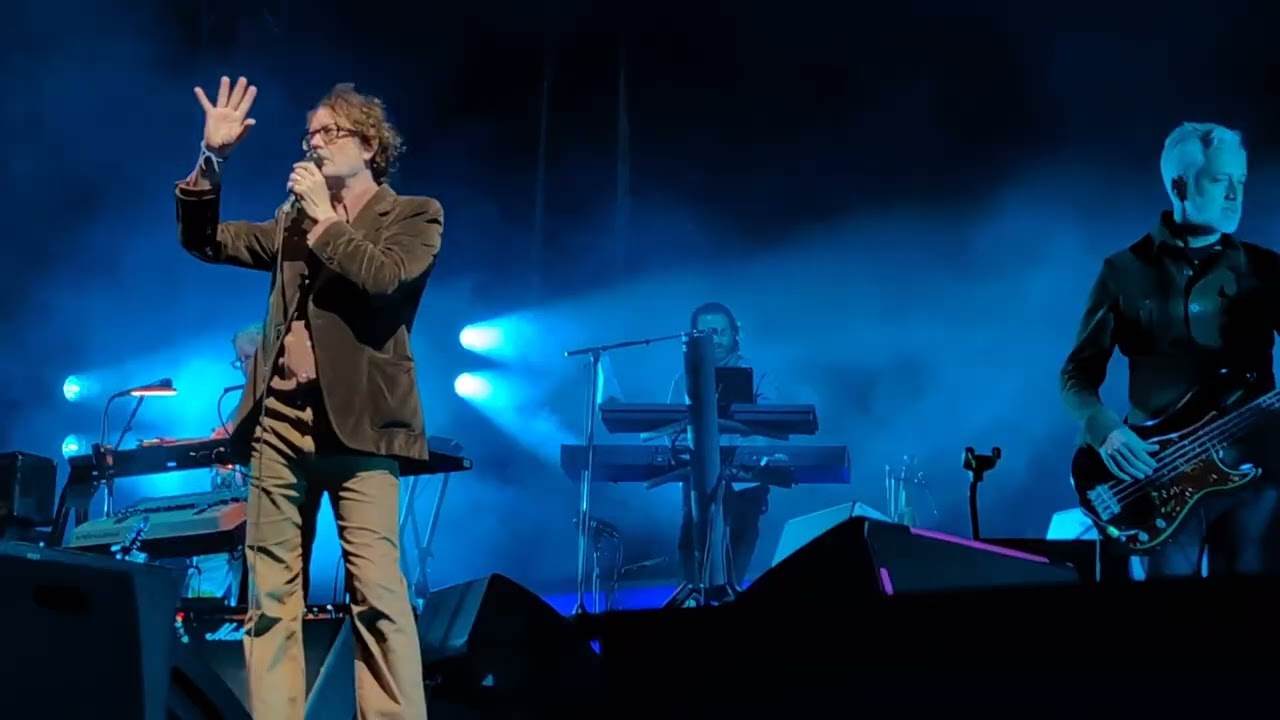 Pulp, Partial Eclipse, Boston, 13/9/2025 live debut adlı videoyu YouTube'da izle Pulp, Partial Eclipse, Boston, 13/9/2025 live debut adlı videoyu YouTube'da izle