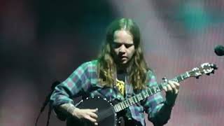 Billy Strings live "Leadfoot" (Billy on banjo) Tulsa 10 December 2024