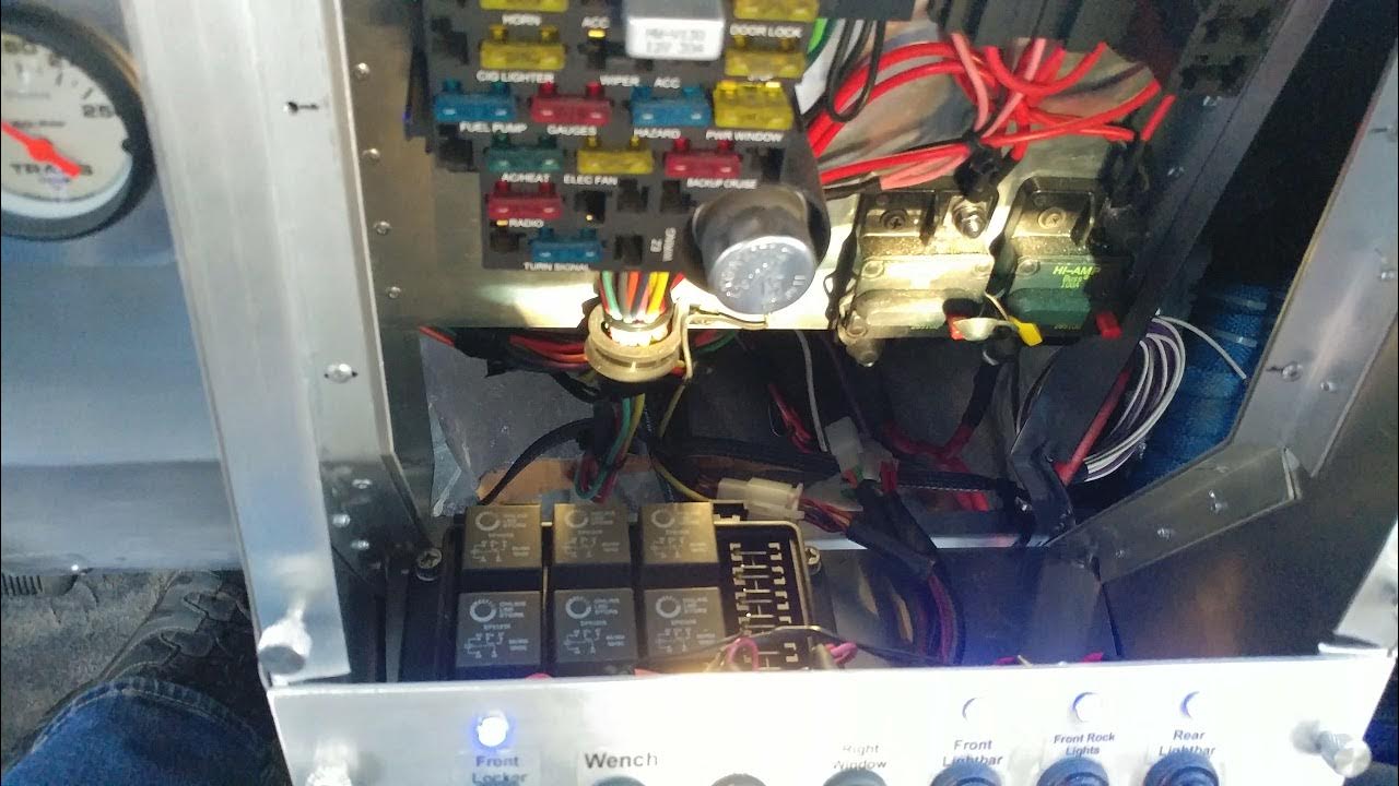 5.3 Cherokee swap, wiring the Speedhut gauges, switch panel, power