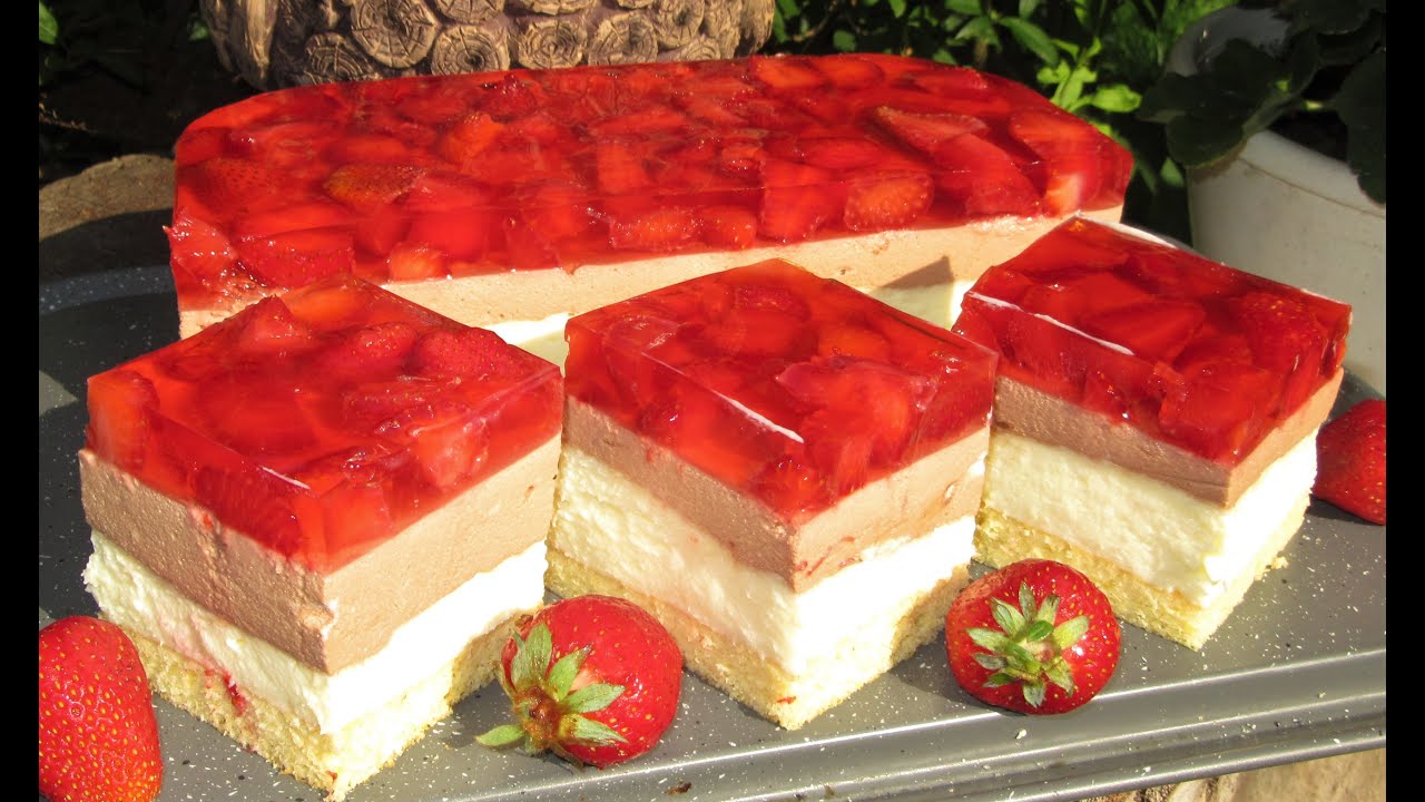 Pyszne i łatwe ciasto z truskawkami i pianką czekoladową 🍓🍓🍓