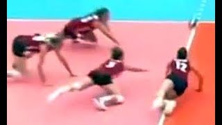 Funny Volleyball - Ajcharaporn makes a flower of the USA defence!