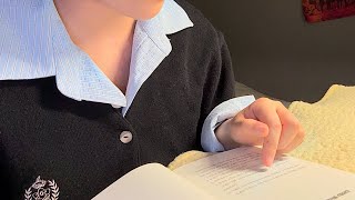 Late night calm 🌙｜reading in Korean & English｜soft focus screenshot 1
