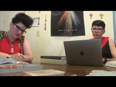 Mother-daughter duo with rare genetic diseases earn a dozen degrees