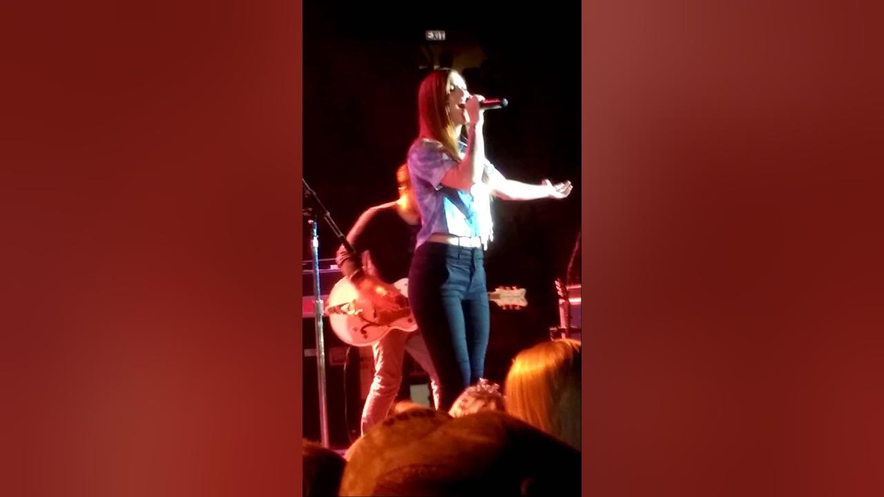 Cassadee pope harrisbrg bull ride mania YouTube