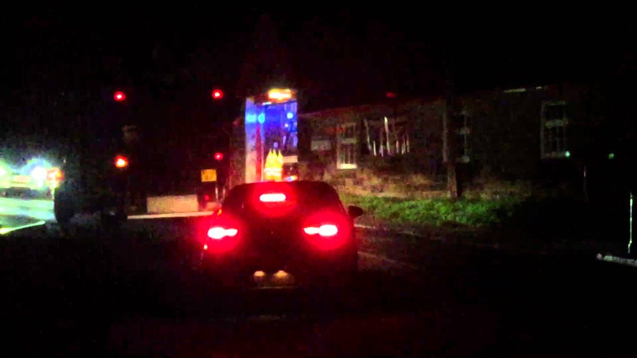 Turners Hill (West Sussex Fire & Rescue) 63P1 Turning out to an RTC