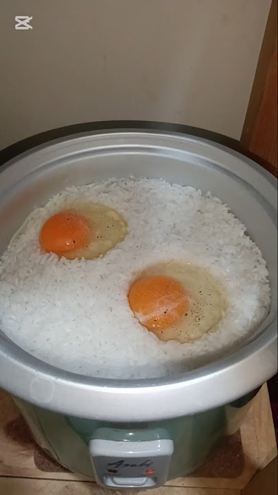 My Way of Making Sunny-Side Up Eggs in a Rice Cooker #egg #cooking #food #trending #youtubeshorts