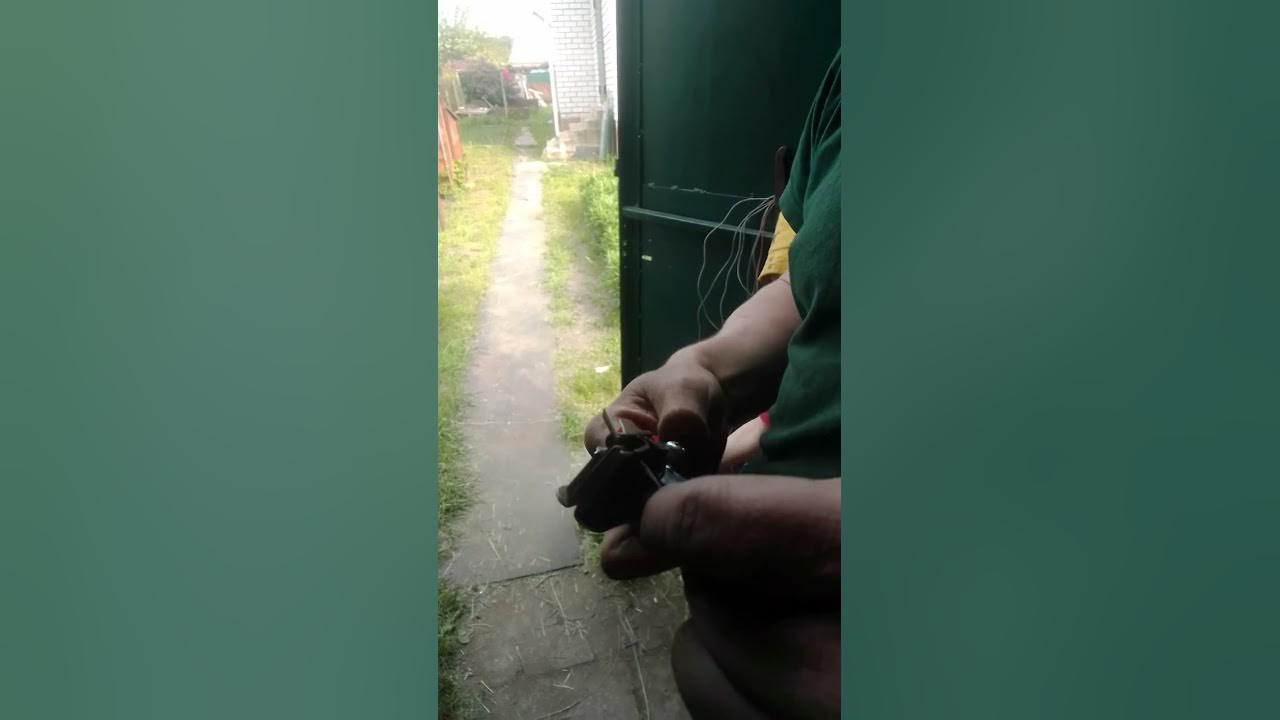 Как зачистить провода от оплетки за 2 минуты. - YouTube