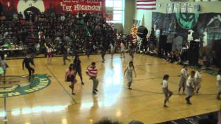 CHARLIE AND THE CHOCOLATE FACTORY - Freshmen Skit - EVHS Battle of the Classes 2012