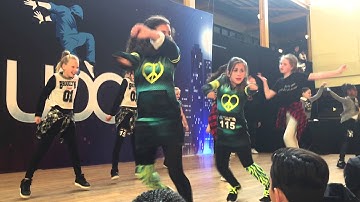 Dansschool Reality duo Elena en Aimee UDO Mill 1-11-2015