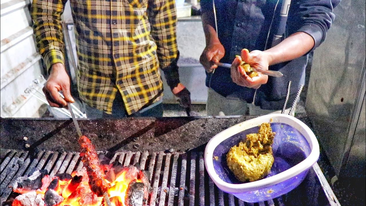 Live Chicken Seekh Kabab Making | Mouthwatering Non Veg Recipes | Indian Street Food | Street Food Fantasy