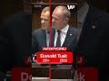 Jak zmienił się Donald Tusk? Porównanie wystąpień z 2014 i 2026 roku
