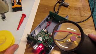 видео: RNTH-427 0.5 Вт 7.023 МГц QRP ТЛГ трансивер PIXIE. Тест и замена транзистора S8050 на КТ913Б картинка: RNTH-427 0.5 Вт 7.023 МГц QRP ТЛГ трансивер PIXIE. Тест и замена транзистора S8050 на КТ913Б