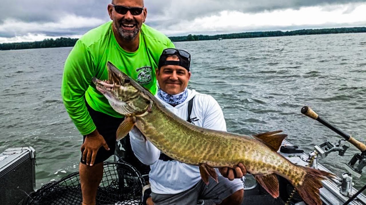Musky Fishing with Banging Bottom Outfitters on Pymatuning