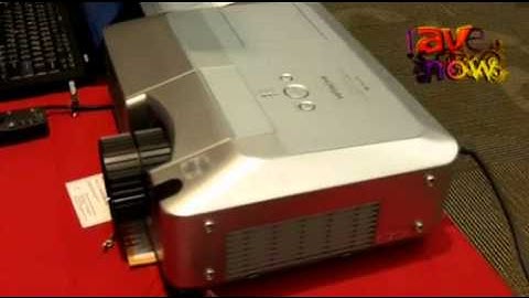 E4 AV Tour: Hitachi Shows New WUXGA Projector