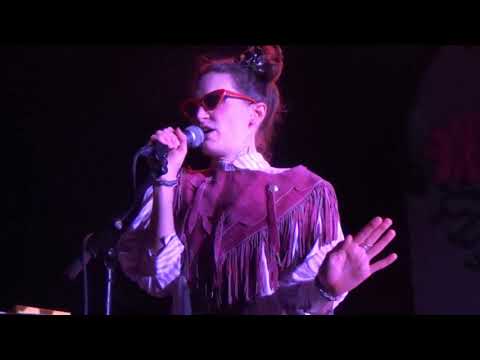 Sexy in my Bodyyy - live in portland