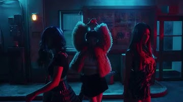 Itzy - wannabe - but it gets faster when they say ‘wannabe’