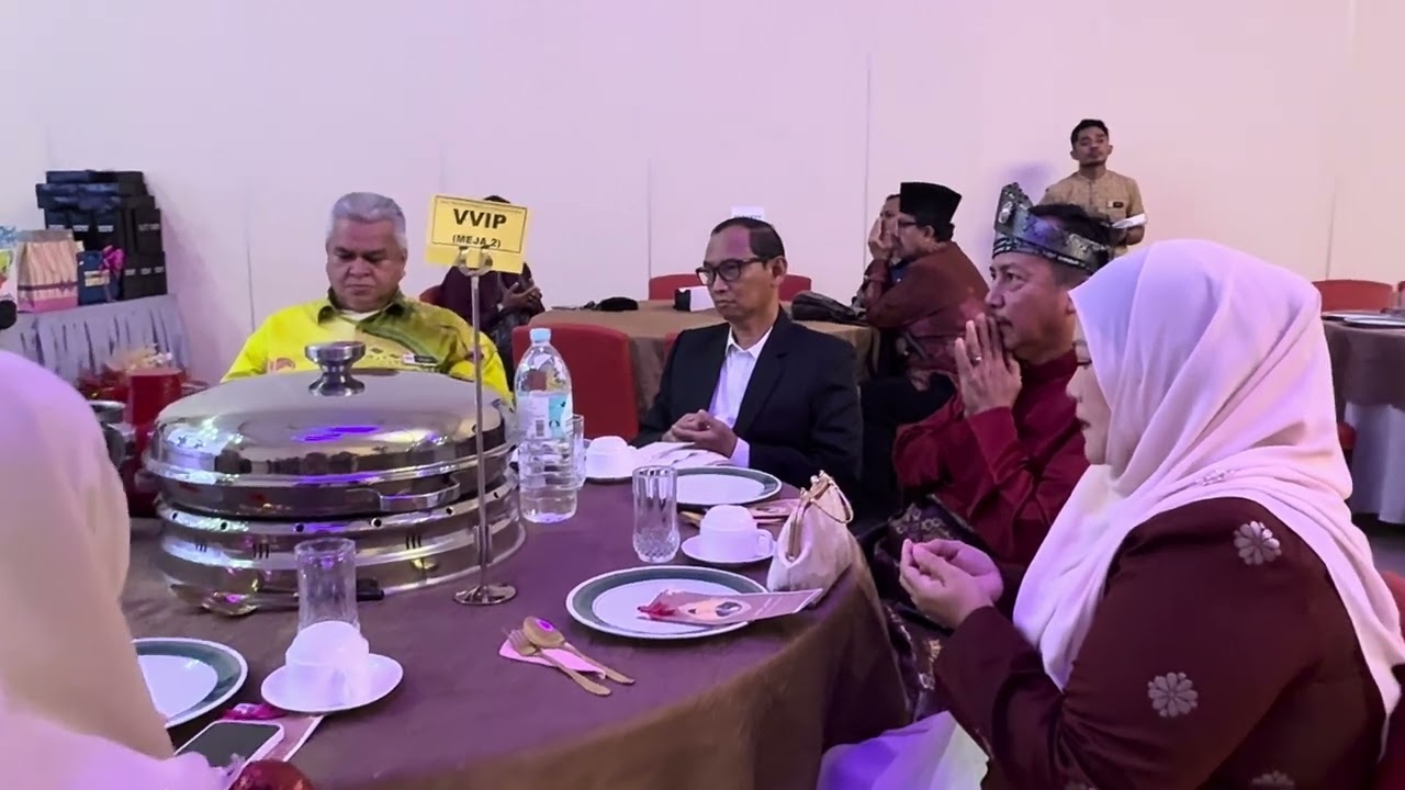 MAJLIS PERSARAAN TUAN PENGETUA CIKGU AB MUTALIB B.MAHAD