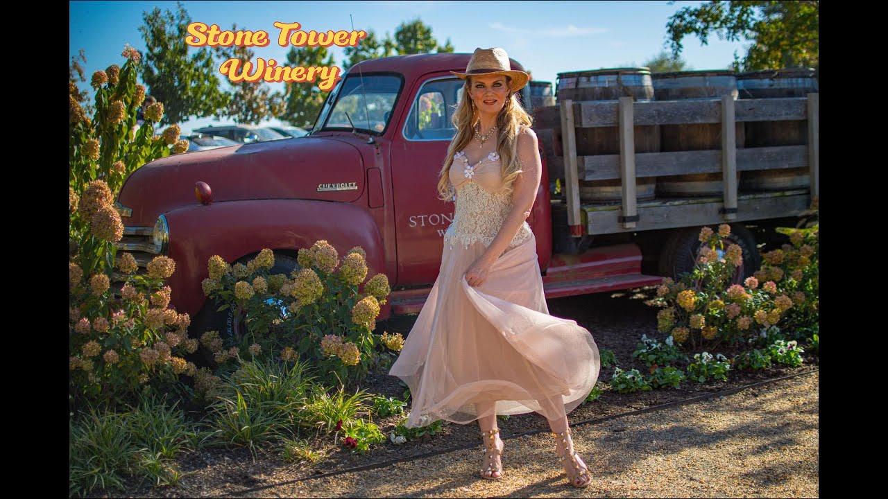 Stone Tower Winery w/ Stephanie Bendoraitis