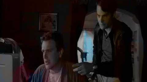 Forgetting Sarah Marshall "Deleting photos on computer scene"