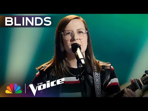 Young Pregnant Hopeful Artist Performs "The Middle" by Jimmy Eat World | The Voice Blind Auditions