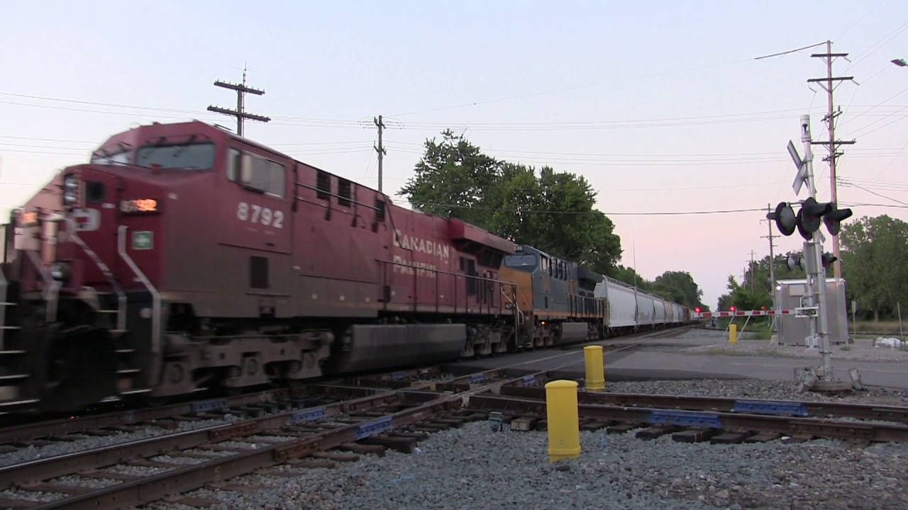 Freight Trains at Milan Michigan YouTube