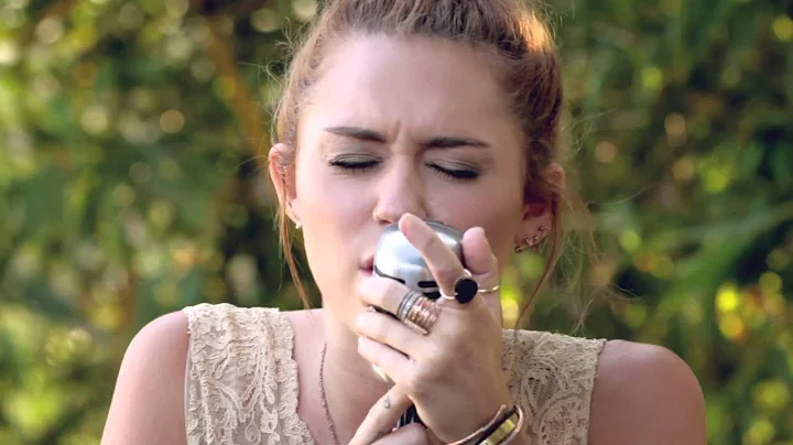 Miley Cyrus - The Backyard Sessions - "Jolene" - DayDayNews