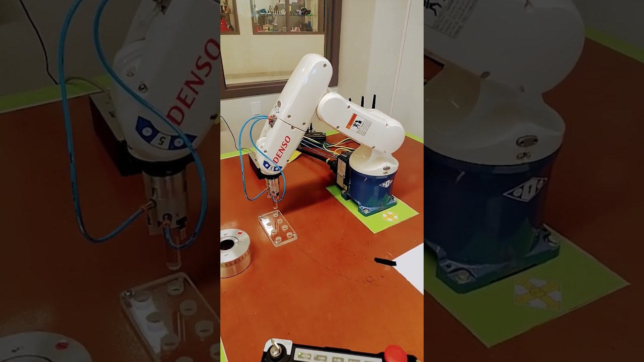 DENSO VS-050 robot by DENSO Robotics