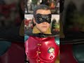 BATMAN FOREVER!!! Vistazo al HOT TOYS de ROBIN