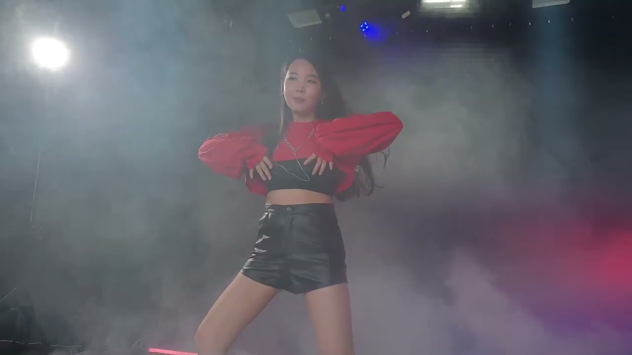 블랙맘바(에스파) - 아큐양 커버영상 Black Mamba - YouTube