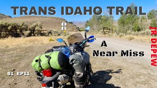 TWO SECONDS of TERROR / Moto Adventures/ DR650 / Ep 11