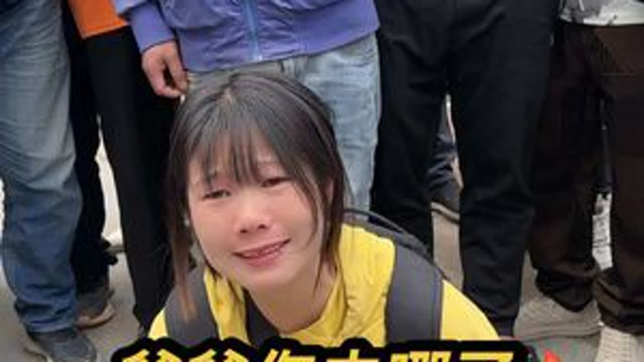 #热门音乐🔥 #真人真唱 #户外唱歌🔥  #伤感音乐 #抖音二创激励计划 我从小就没在爸妈身边长大，别人都问我我爸妈去哪了，每次我都不知道怎么说，后来等我长大后爸妈回来了，我就在想爸妈这回是不是