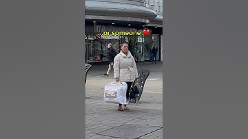 I wonder what she was thinking about 💔 #singing #singer #public #reaction #nostalgia