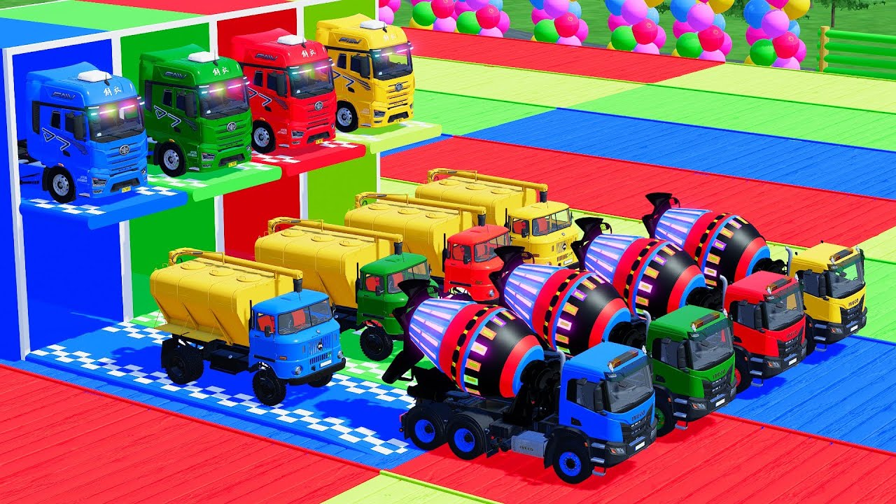 Красочные огромные грузовики — перевозят полицейские машины и бетоносмеситель с платформенным при...