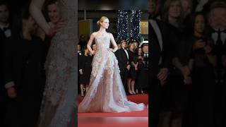 #styleinspiration #celebrityfashion #ellefanning #redcarpet #redcarpetlooks #elegant #actress