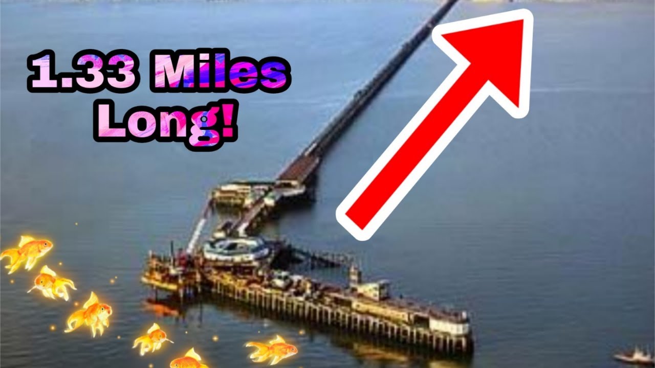 Worlds LONGEST  Pleasure Pier  in Southend on Sea