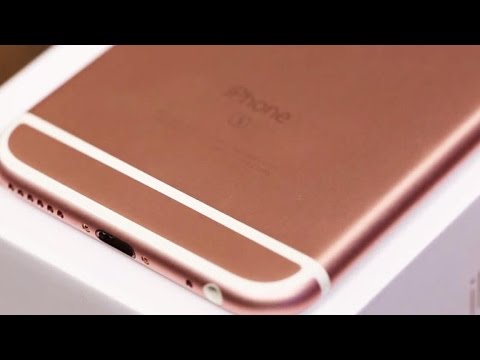 CNET Update - Secret Apple lab? The latest rumors on iPhone 7 and Galaxy S7