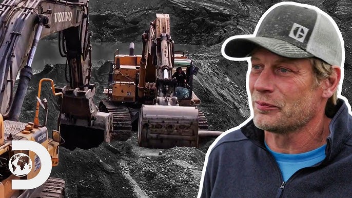 Shawn Pomrenke Hunts For $130 MILLION Along Ancient Coastline | Gold Divers - YouTube