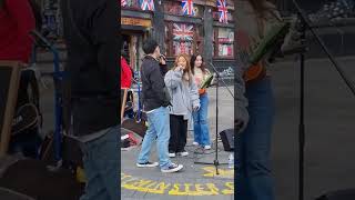 Angela Ken, Jeremy, and other Star Magic Artists nag Busking sa Leicester Square 😍✨