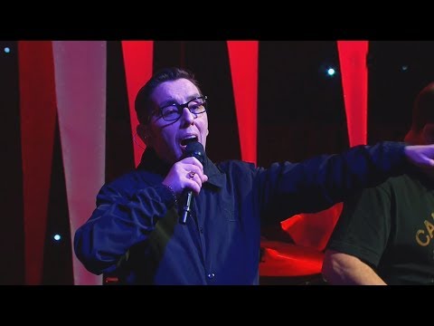 Aslan perform 'Crazy World' | People of the Year Awards | RTÉ One