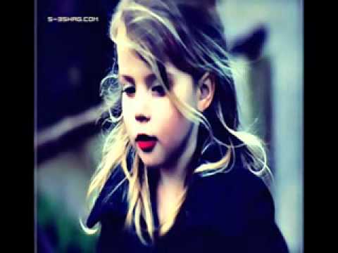 وتلومني فيك يوم اغليك