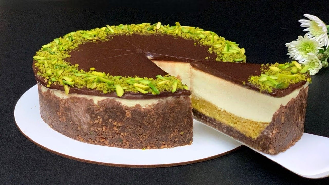 Pistachio Chocolate Cheesecake | Easy and Delicious Chocolate Dessert Recipe!